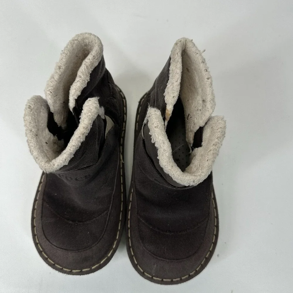 Crocs Kids Winter Boots Size 13 Brown Faux Suede Sherpa Lined Slip On Shoes